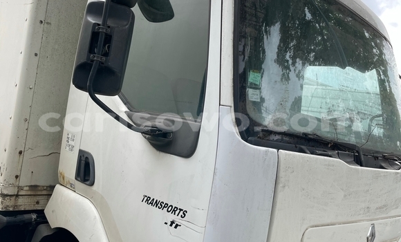 Acheter Occasion Voiture Renault 21 Blanc à Cotonou, Benin Acheter Occasion Voiture Renault 21 Blanc à Cotonou, Benin
