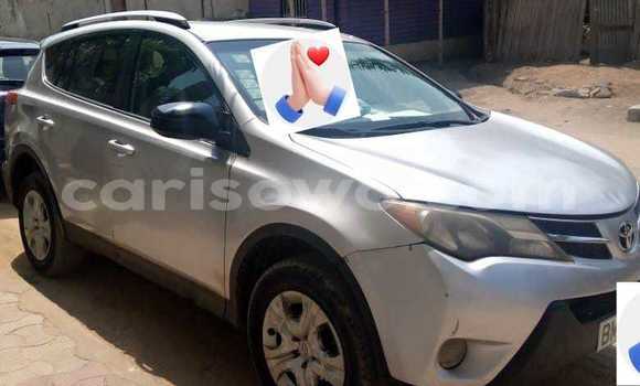 Acheter Occasion Voiture Toyota RAV4 Gris à Cové, Benin Acheter Occasion Voiture Toyota RAV4 Gris à Cové, Benin