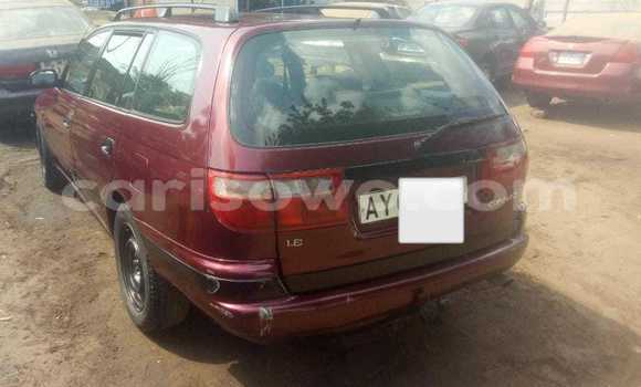 Acheter Occasion Voiture Toyota Carina Rouge à Cotonou, Benin