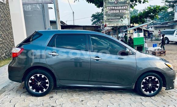 Sayi Na hannu Toyota Matrix Sauran Mota in Cotonou a Benin Sayi Na hannu Toyota Matrix Sauran Mota in Cotonou a Benin