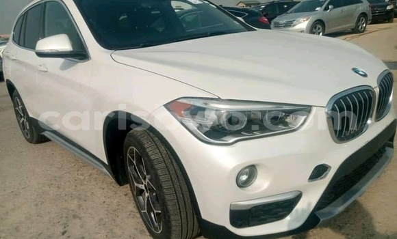Sayi Na hannu BMW X1 White Mota in Cotonou a Benin Sayi Na hannu BMW X1 White Mota in Cotonou a Benin