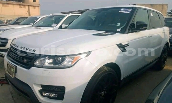 Ra Àlòkù Range Rover Range Rover funfun Ọkọ̀ in Cotonou ni Benin Ra Àlòkù Range Rover Range Rover funfun Ọkọ̀ in Cotonou ni Benin