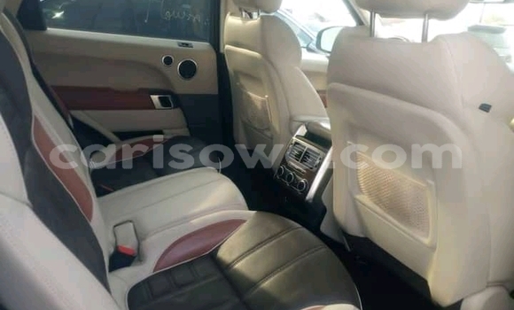 Ra Àlòkù Range Rover Range Rover funfun Ọkọ̀ in Cotonou ni Benin Ra Àlòkù Range Rover Range Rover funfun Ọkọ̀ in Cotonou ni Benin