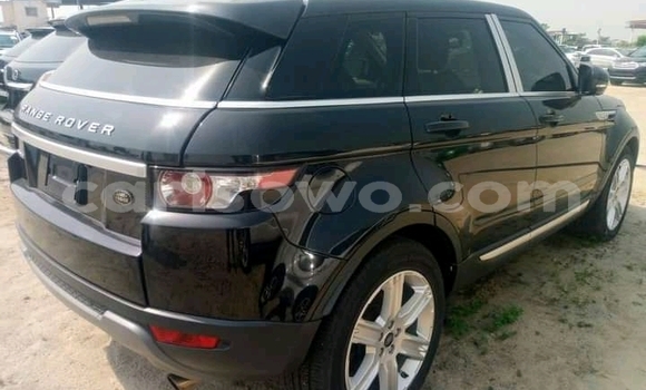 Sayi Na hannu Range Rover Evoque Black Mota in Cotonou a Benin Sayi Na hannu Range Rover Evoque Black Mota in Cotonou a Benin