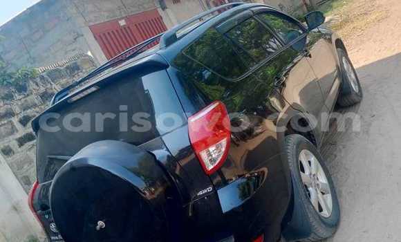 Acheter Occasion Voiture Toyota RAV4 Bleu à Cotonou, Benin Acheter Occasion Voiture Toyota RAV4 Bleu à Cotonou, Benin