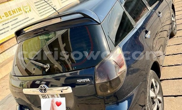 Acheter Occasion Voiture Toyota Matrix Bleu à Cotonou, Benin Acheter Occasion Voiture Toyota Matrix Bleu à Cotonou, Benin