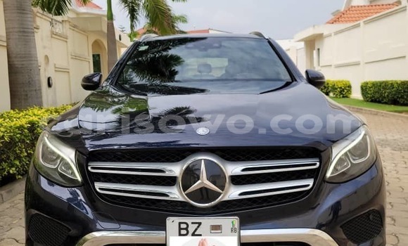 Acheter Occasion Voiture Mercedes-Benz GLC Noir à Cotonou, Benin Acheter Occasion Voiture Mercedes-Benz GLC Noir à Cotonou, Benin