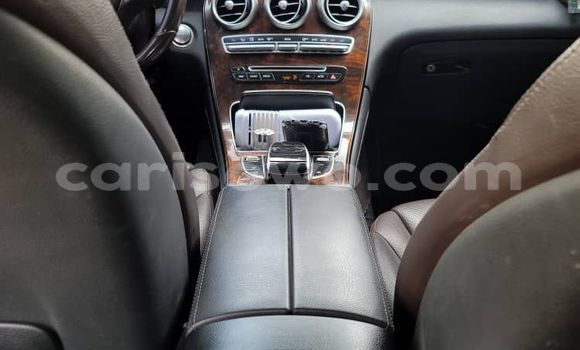 Acheter Occasion Voiture Mercedes-Benz GLC Noir à Cotonou, Benin Acheter Occasion Voiture Mercedes-Benz GLC Noir à Cotonou, Benin