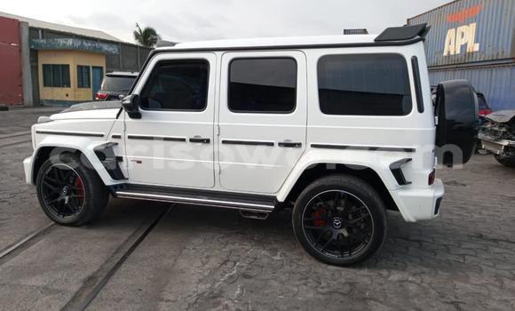 Sayi Na hannu Mercedes-Benz G-klasse AMG White Mota in Cotonou a Benin Sayi Na hannu Mercedes-Benz G-klasse AMG White Mota in Cotonou a Benin