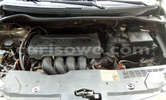 Acheter Occasion Voiture Toyota Corolla Verso Gris à Cotonou, Benin Acheter Occasion Voiture Toyota Corolla Verso Gris à Cotonou, Benin