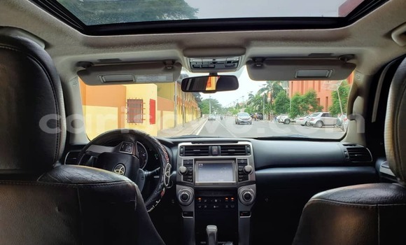 Sayi Na hannu Toyota 4Runner White Mota in Cotonou a Benin Sayi Na hannu Toyota 4Runner White Mota in Cotonou a Benin