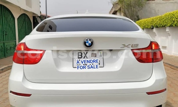 Acheter Occasion Voiture BMW X6 Blanc à Cotonou, Benin Acheter Occasion Voiture BMW X6 Blanc à Cotonou, Benin