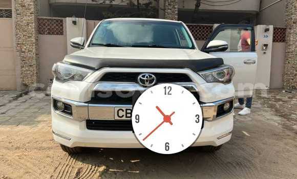 Acheter Occasion Voiture Toyota Prado Blanc à Cotonou, Benin