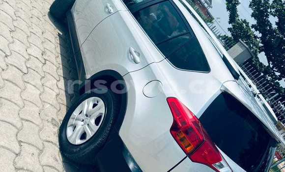 Sayi Na hannu Toyota RAV4 Azurfa Mota in Cotonou a Benin Sayi Na hannu Toyota RAV4 Azurfa Mota in Cotonou a Benin