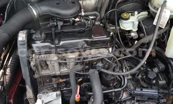 Sayi Na hannu Volkswagen Passat Red Mota in Cotonou a Benin Sayi Na hannu Volkswagen Passat Red Mota in Cotonou a Benin