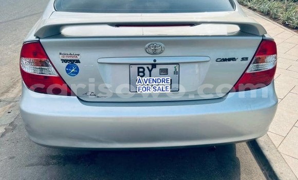 Sayi Na hannu Toyota Camry Azurfa Mota in Abomey Calavi a Benin Sayi Na hannu Toyota Camry Azurfa Mota in Abomey Calavi a Benin