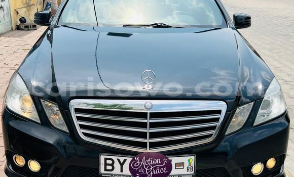 Ra Àlòkù Mercedes-Benz E-Classe Black Ọkọ̀ in Cotonou ni Benin Ra Àlòkù Mercedes-Benz E-Classe Black Ọkọ̀ in Cotonou ni Benin