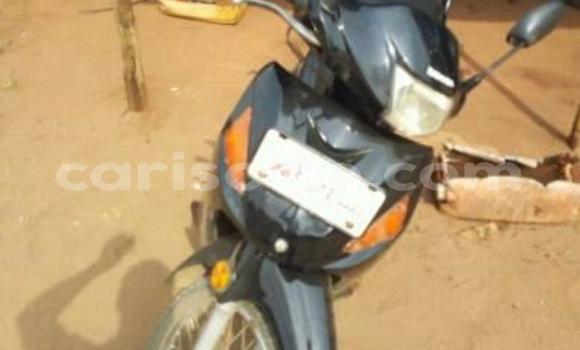 Acheter Occasion Moto Honda Wave110 Noir à Abomey Calavi au Benin Acheter Occasion Moto Honda Wave110 Noir à Abomey Calavi au Benin
