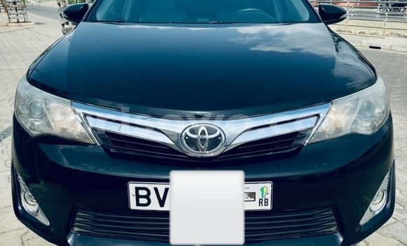 Sayi Na hannu Toyota Camry Black Mota in Abomey Calavi a Benin