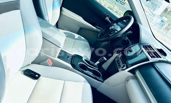 Sayi Na hannu Toyota Camry Black Mota in Abomey Calavi a Benin Sayi Na hannu Toyota Camry Black Mota in Abomey Calavi a Benin