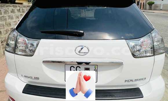 Sayi Na hannu Lexus RX 300 White Mota in Cotonou a Benin Sayi Na hannu Lexus RX 300 White Mota in Cotonou a Benin