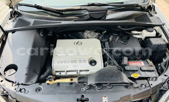 Sayi Na hannu Lexus RX 300 White Mota in Cotonou a Benin Sayi Na hannu Lexus RX 300 White Mota in Cotonou a Benin