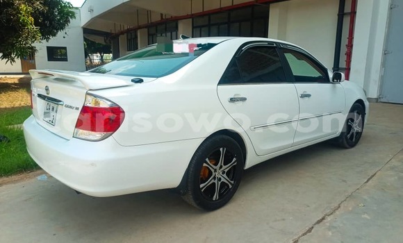 Acheter Occasion Voiture Toyota Camry Blanc à Cotonou, Benin