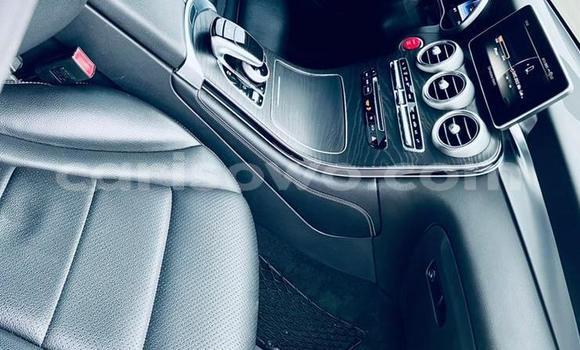 Acheter Occasion Voiture Mercedes-Benz GL–Class Gris à Cotonou, Benin Acheter Occasion Voiture Mercedes-Benz GL–Class Gris à Cotonou, Benin