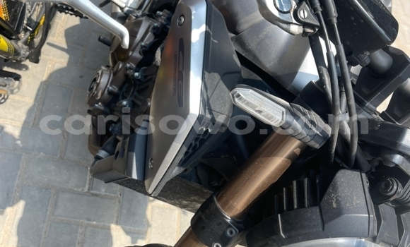 Acheter Neuf Moto Honda CB Gris à Cotonou, Benin Acheter Neuf Moto Honda CB Gris à Cotonou, Benin