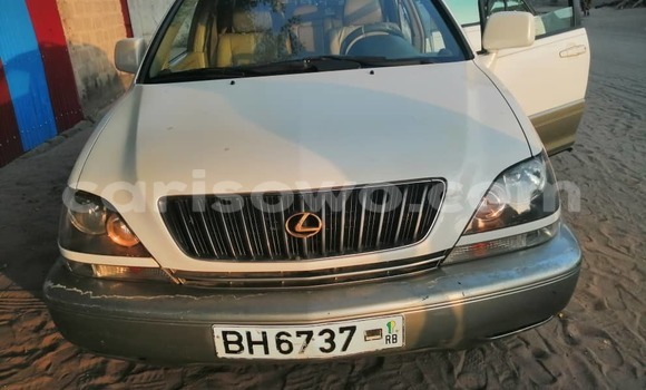 Acheter Occasion Voiture Lexus RX 300 Beige à Cotonou, Benin