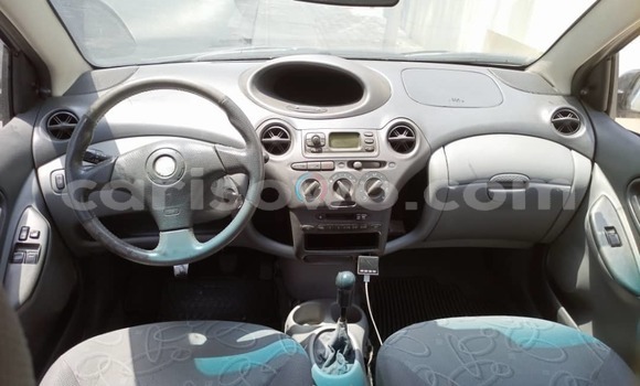 Ra Àlòkù Toyota Yaris Silver Ọkọ̀ in Cotonou ni Benin Ra Àlòkù Toyota Yaris Silver Ọkọ̀ in Cotonou ni Benin