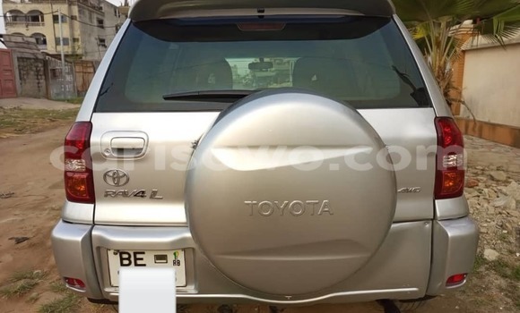 Acheter Occasion Voiture Toyota RAV4 Gris à Cotonou, Benin