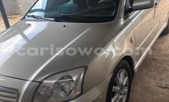 Ra Àlòkù Toyota Avensis Silver Ọkọ̀ in Cotonou ni Benin Ra Àlòkù Toyota Avensis Silver Ọkọ̀ in Cotonou ni Benin