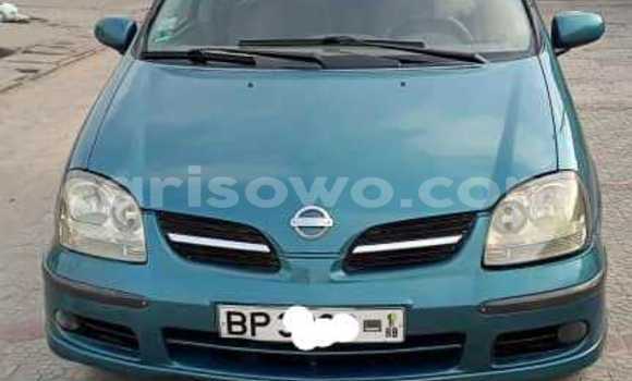 Acheter Occasion Voiture Nissan Almera Tino Bleu à Cotonou, Benin