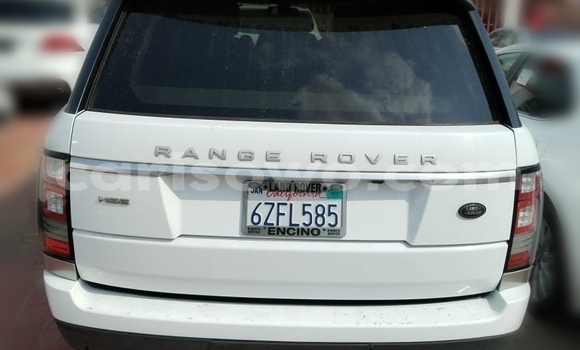 Acheter Occasion Voiture Land Rover Range Rover Vogue Blanc à Cotonou, Benin Acheter Occasion Voiture Land Rover Range Rover Vogue Blanc à Cotonou, Benin