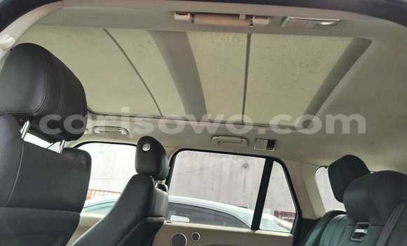 Acheter Occasion Voiture Land Rover Range Rover Vogue Blanc à Cotonou, Benin Acheter Occasion Voiture Land Rover Range Rover Vogue Blanc à Cotonou, Benin