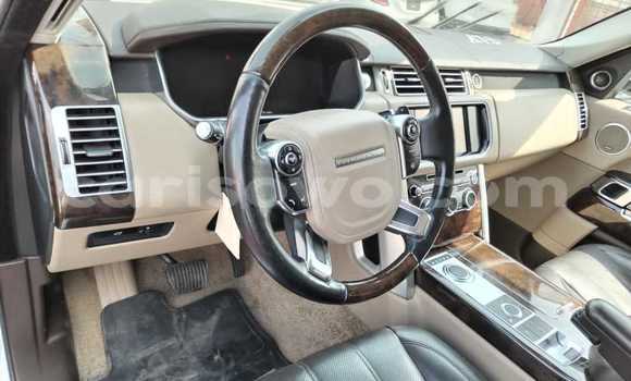 Acheter Occasion Voiture Land Rover Range Rover Vogue Blanc à Cotonou, Benin Acheter Occasion Voiture Land Rover Range Rover Vogue Blanc à Cotonou, Benin