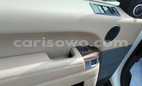 Ra Àlòkù Land Rover Range Rover Sport funfun Ọkọ̀ in Cotonou ni Benin Ra Àlòkù Land Rover Range Rover Sport funfun Ọkọ̀ in Cotonou ni Benin