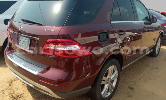 Acheter Occasion Voiture Mercedes-Benz ML–Class Autre à Cotonou, Benin Acheter Occasion Voiture Mercedes-Benz ML–Class Autre à Cotonou, Benin