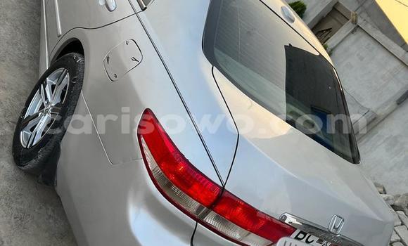 Ra Àlòkù Honda Accord Silver Ọkọ̀ in Abomey Calavi ni Benin Ra Àlòkù Honda Accord Silver Ọkọ̀ in Abomey Calavi ni Benin