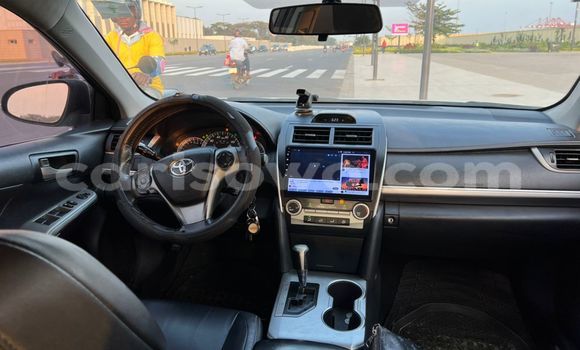 Sayi Na hannu Toyota Camry White Mota in Cotonou a Benin Sayi Na hannu Toyota Camry White Mota in Cotonou a Benin