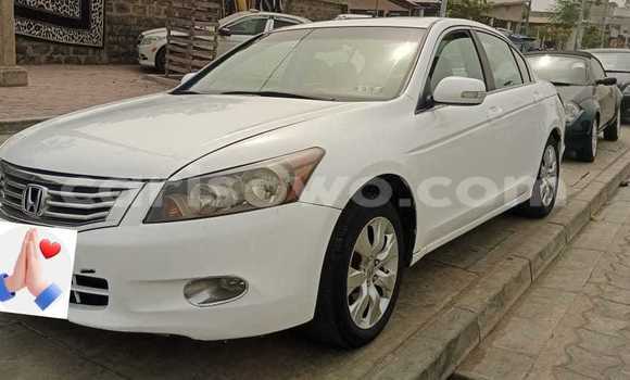 Acheter Occasion Voiture Honda Accord Blanc à Cotonou, Benin Acheter Occasion Voiture Honda Accord Blanc à Cotonou, Benin
