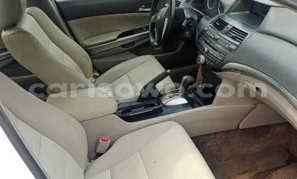 Acheter Occasion Voiture Honda Accord Blanc à Cotonou, Benin Acheter Occasion Voiture Honda Accord Blanc à Cotonou, Benin