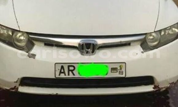 Acheter Occasion Voiture Honda Civic Blanc à Cotonou, Benin Acheter Occasion Voiture Honda Civic Blanc à Cotonou, Benin