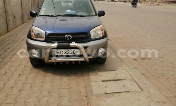 Sayi Na hannu Toyota RAV4 Blue Mota in Cotonou a Benin Sayi Na hannu Toyota RAV4 Blue Mota in Cotonou a Benin