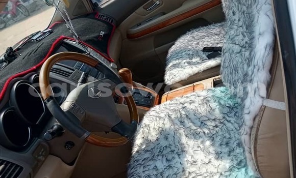 Acheter Occasion Voiture Lexus RX 330 Blanc à Cotonou, Benin Acheter Occasion Voiture Lexus RX 330 Blanc à Cotonou, Benin