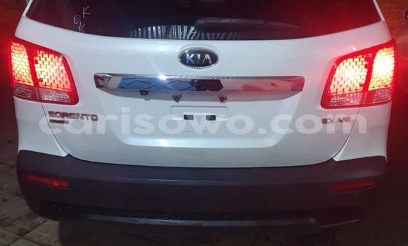 Buy Used Kia Sorento White Car in Cotonou in Benign