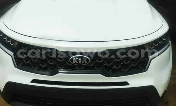 Acheter Occasion Voiture Kia Sorento Blanc à Cotonou, Benin