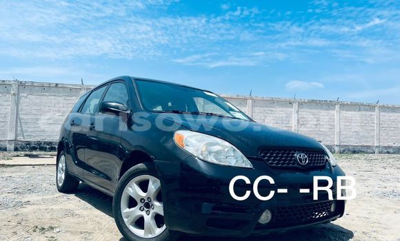 Sayi Na hannu Toyota Matrix Black Mota in Abomey Calavi a Benin