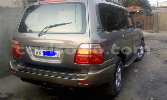 Acheter Occasion Voiture Toyota Highlander Gris à Cotonou au Benin Acheter Occasion Voiture Toyota Highlander Gris à Cotonou au Benin
